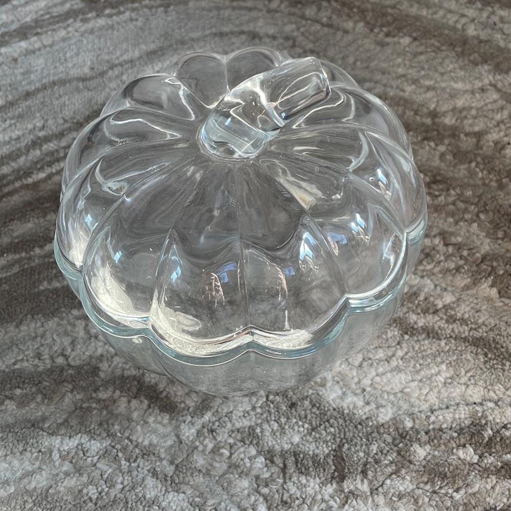 Scalloped glass pumpkin jar
